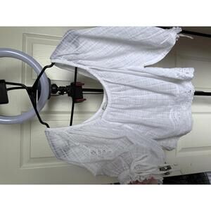American Eagle White Off-Shoulder Top